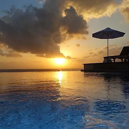 Cliff Park Lembongan